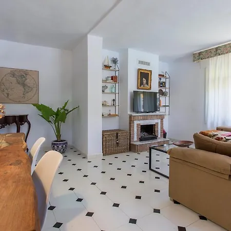 Chalet 4 Piscina Privada Parking Holiday home